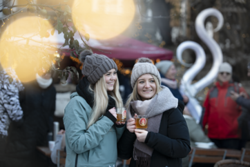 Advent in den Weinbergen: Weihnachtsmarkt auf dem Weingut Wartenberg, Foto: IMG/Alf Maron