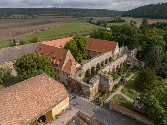 Relikt aus der Zeit der ottonischen Herrscher: Kloster und Kaiserpfalz Memleben, Foto: Saale-Unstrut-Tourismus e.V., Falko Matte