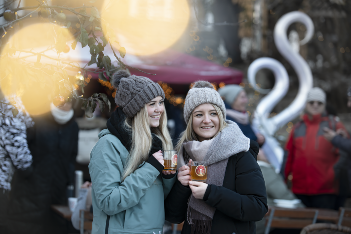 Advent in den Weinbergen: Weihnachtsmarkt auf dem Weingut Wartenberg, Foto: IMG/Alf Maron